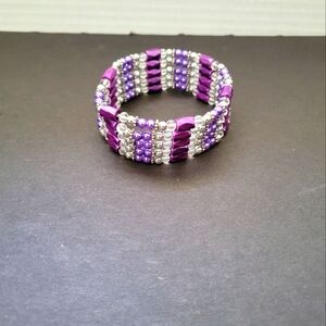 Magnetic jewelry accessory